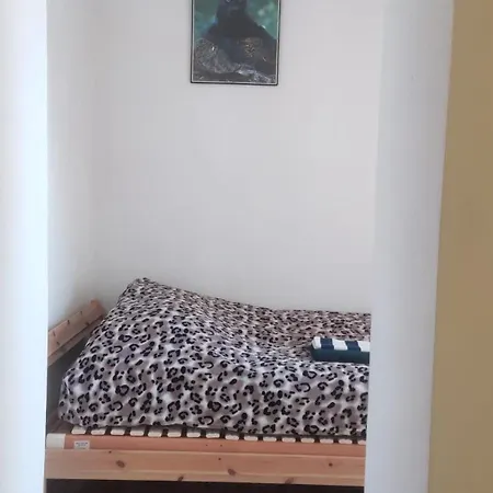 Helle Mittendrin דירה שוורין