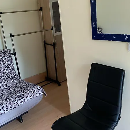 Helle Mittendrin דירה *